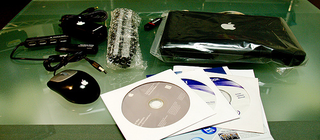 Illustration for article titled MacBook Nano Looks Like It Came from Cupertino